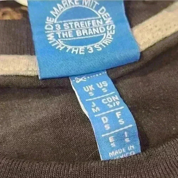 Adidas Originals Hardwood Classics Chicago Bulls SS Shirt Black Red White NWT - Picture 9 of 12